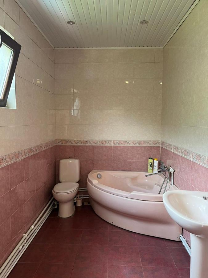 Story Guesthouse Kazbegi Exteriör bild